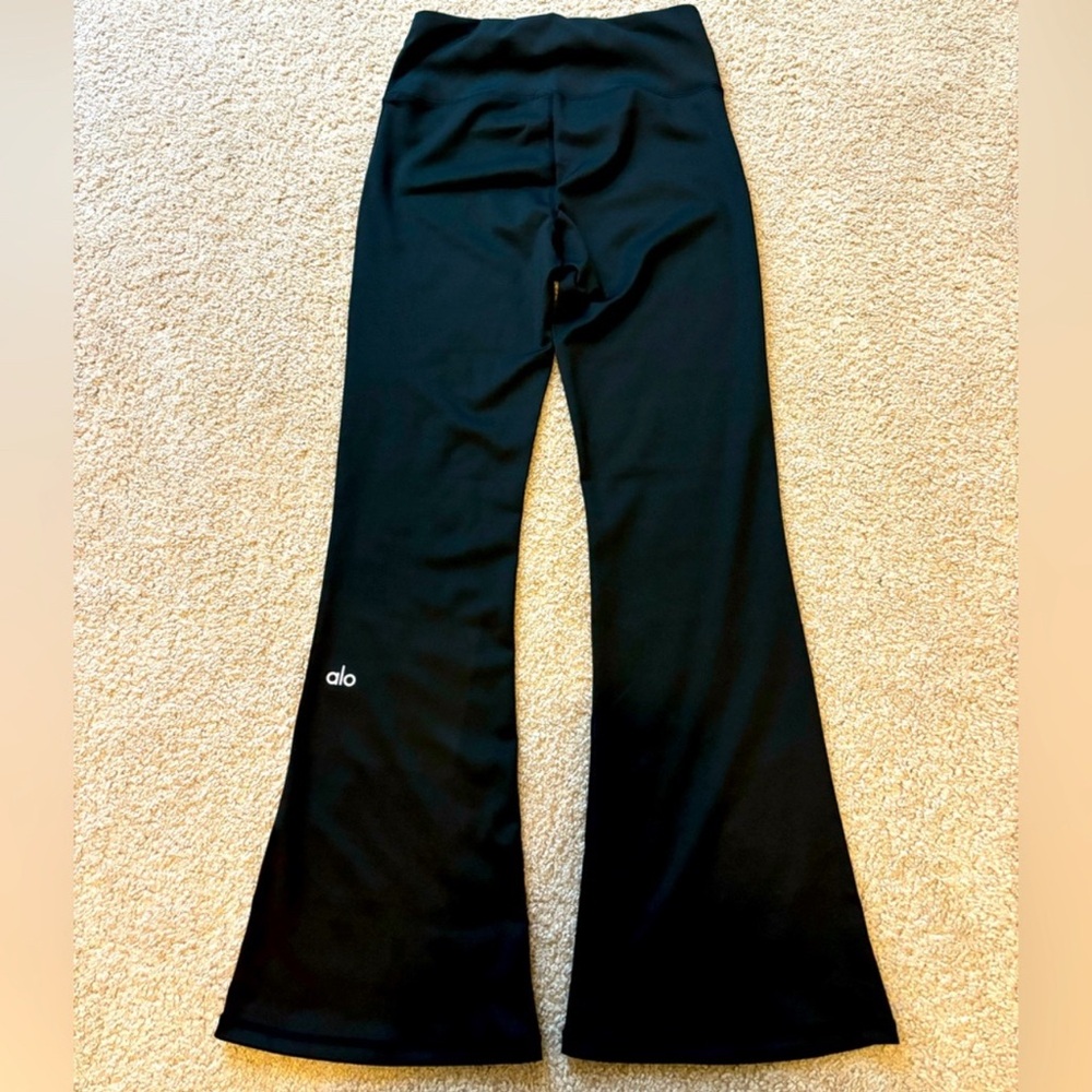 ALO Yoga Black Leggings with Flared Design